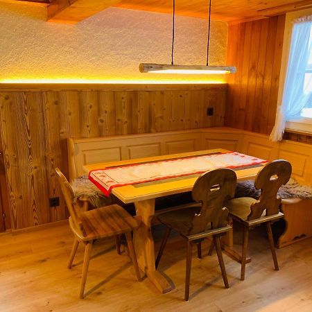 Fluehblueemli Appartement Grindelwald Buitenkant foto