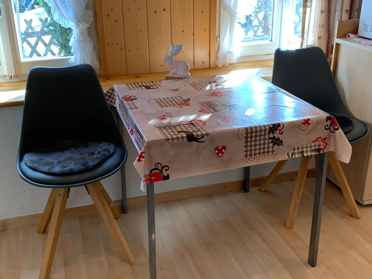 Fluehblueemli Appartement Grindelwald Buitenkant foto