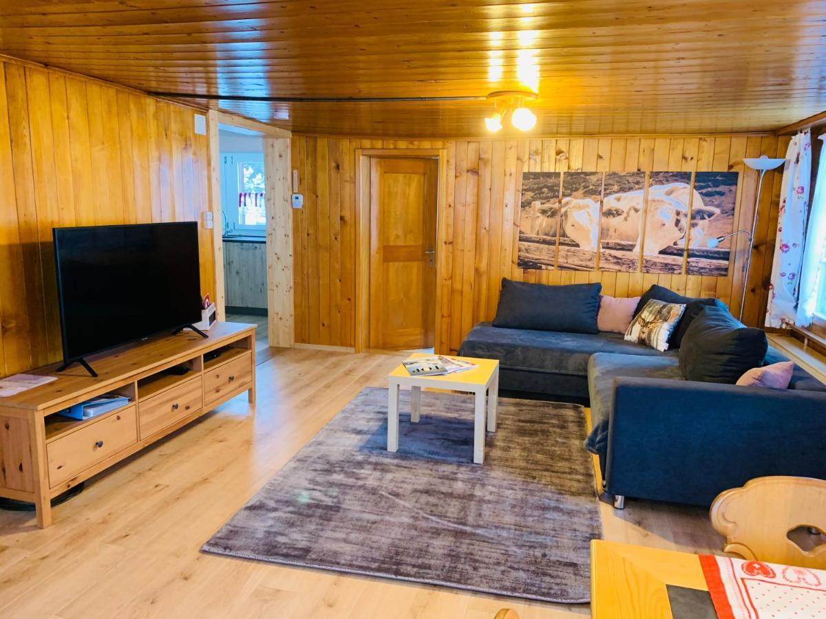 Fluehblueemli Appartement Grindelwald Buitenkant foto