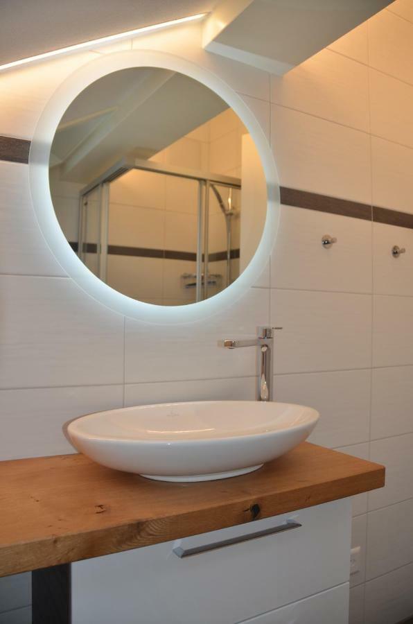 Fluehblueemli Appartement Grindelwald Buitenkant foto